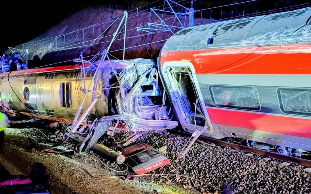 Última hora acidente de dos trenes en España Ascienden a 39 los fallecidos y muchas personas heridas 