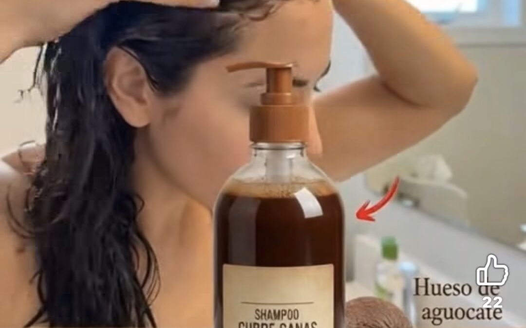 champú herbal que despierta el color y la vida de tu cabello